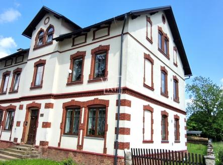 1.jpg | Prodej - nájemní dům, 425 m²