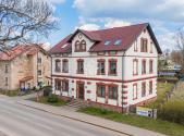 Prodej - nájemní dům, 425 m²