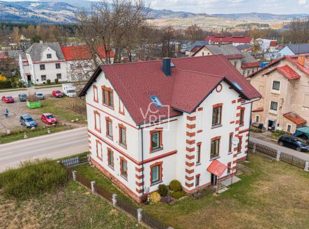 zacler-102.jpg | Prodej - nájemní dům, 425 m²