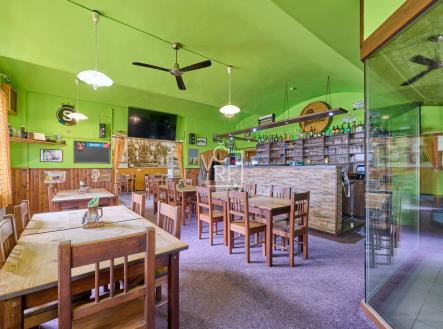1811894-hdr.jpg | Pronájem - restaurace, 357 m²