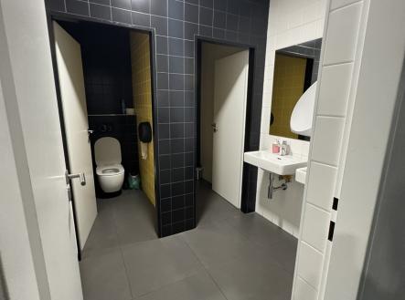 img-3937.jpeg | Pronájem - výrobní prostor, 82 m²