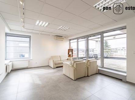 06.jpg | Pronájem - kanceláře, 24 m²