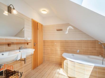 dlc-3346-hdr.jpg | Prodej - dům/vila, 152 m²