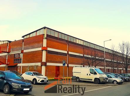 20251123-151448-1.jpg | Pronájem - malý objekt/garáž