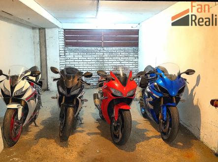 c87b7c51-ef7e-4c10-b5da-da3ac72455d6.png | Pronájem - malý objekt/garáž