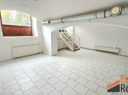 20251023-143300.jpg | Pronájem - obchodní prostor, 86 m²