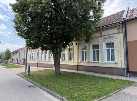 IMG_4143 | Pronájem - restaurace, 580 m²