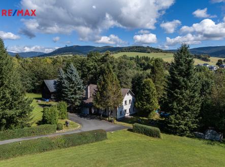 1.jpg | Prodej - dům/vila, 280 m²