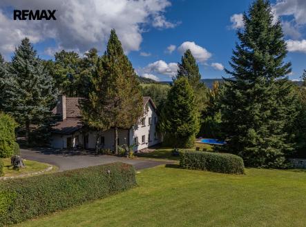 uvodni-foto.jpg | Prodej - dům/vila, 280 m²