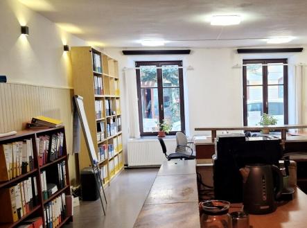 20241106-081309.jpg | Pronájem - kanceláře, 84 m²