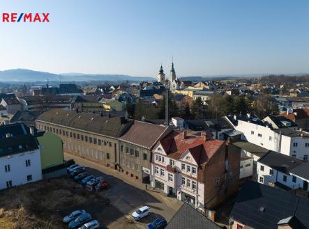 dji-20250308090757-0577-d.jpg | Prodej - nájemní dům, 385 m²