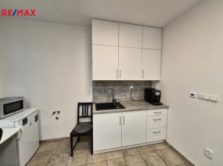20251222-094555.jpg | Pronájem - jiné, 45 m²