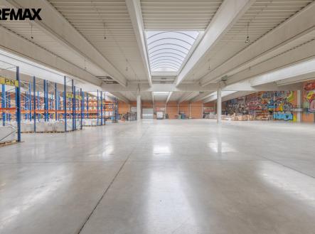 untitled-9.jpg | Pronájem - skladovací prostor, 2 400 m²