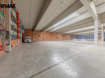 untitled-18.jpg | Pronájem - skladovací prostor, 2 400 m²