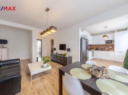 Pronájem bytu, 2+kk, 61 m² obrázek