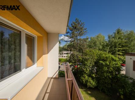 Pohled z balkonu | Prodej bytu, 3+1, 66 m²