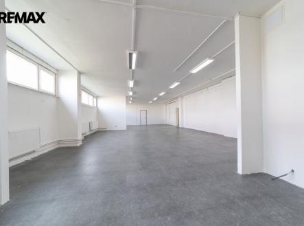 4.jpeg | Pronájem - obchodní prostor, 330 m²