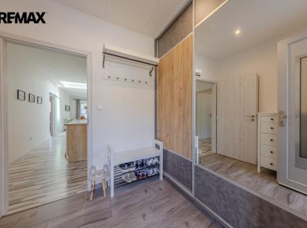Vstupní chodba | Prodej bytu, 3+kk, 76 m²