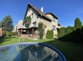 Prodej - dům/vila, 292 m²