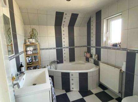 Bez popisku | Prodej - dům/vila, 292 m²