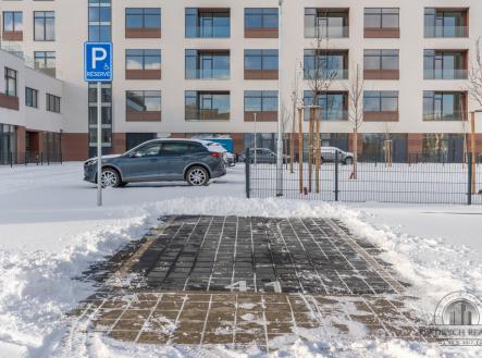 a7401585-1.jpg | Pronájem - malý objekt/garáž