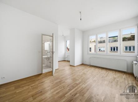 Obývací pokoj s kuchyňským prostorem | Prodej bytu, 2+1, 72 m²