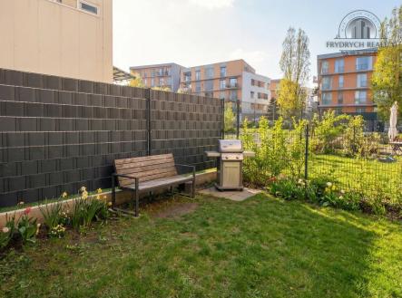 VIZUALIZACE možné podoby zahrádky na jaře | Pronájem bytu, 2+kk, 84 m²