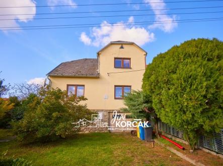 dům (2) | Prodej - dům/vila, 228 m²