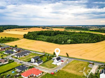 Prodej rodinného domu v Horním Bezděkově (25).jpg | Prodej - dům/vila, 151 m²