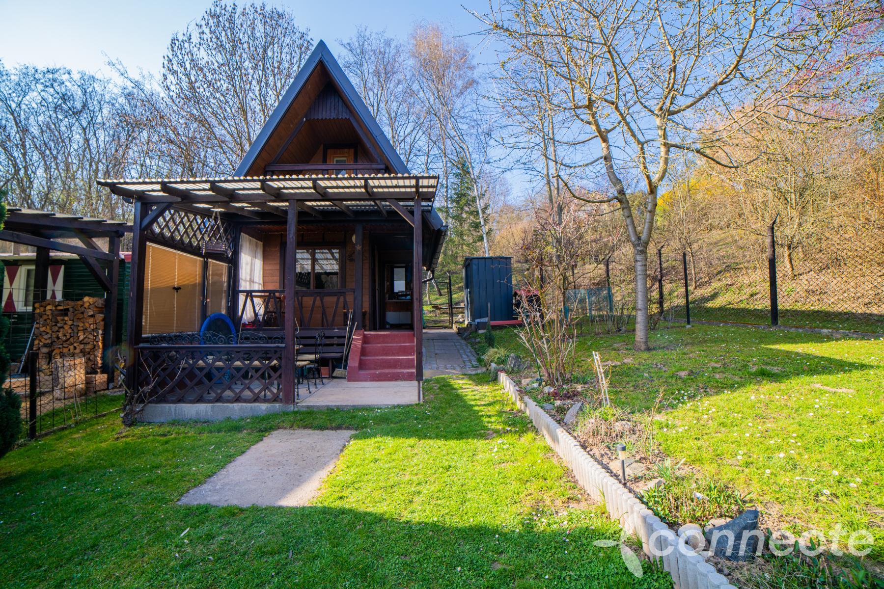 Prodej chaty - Kolín Štítary_003.JPG