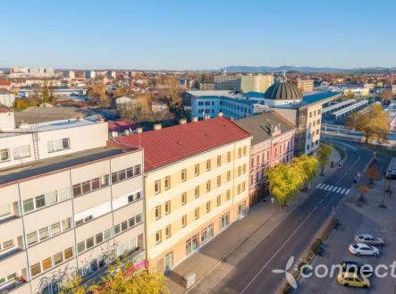 EXTERIÉR 02.jpg | Pronájem bytu, 4+kk, 63 m²