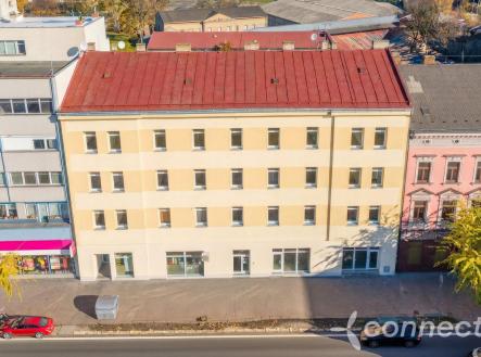 EXTERIÉR 01 - oříznuté.jpg | Pronájem bytu, 4+kk, 63 m²