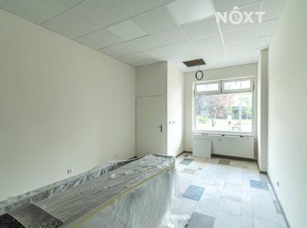 Pronájem - komerční objekt, obchodní centrum, 43 m²