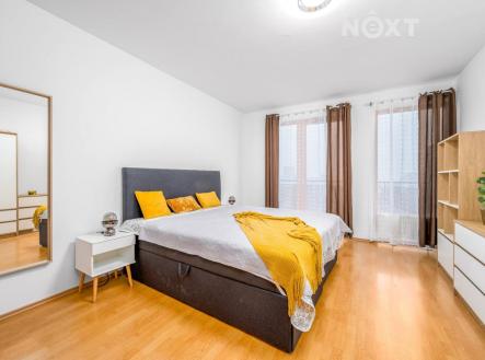 Pronájem bytu, 2+kk, 82 m²