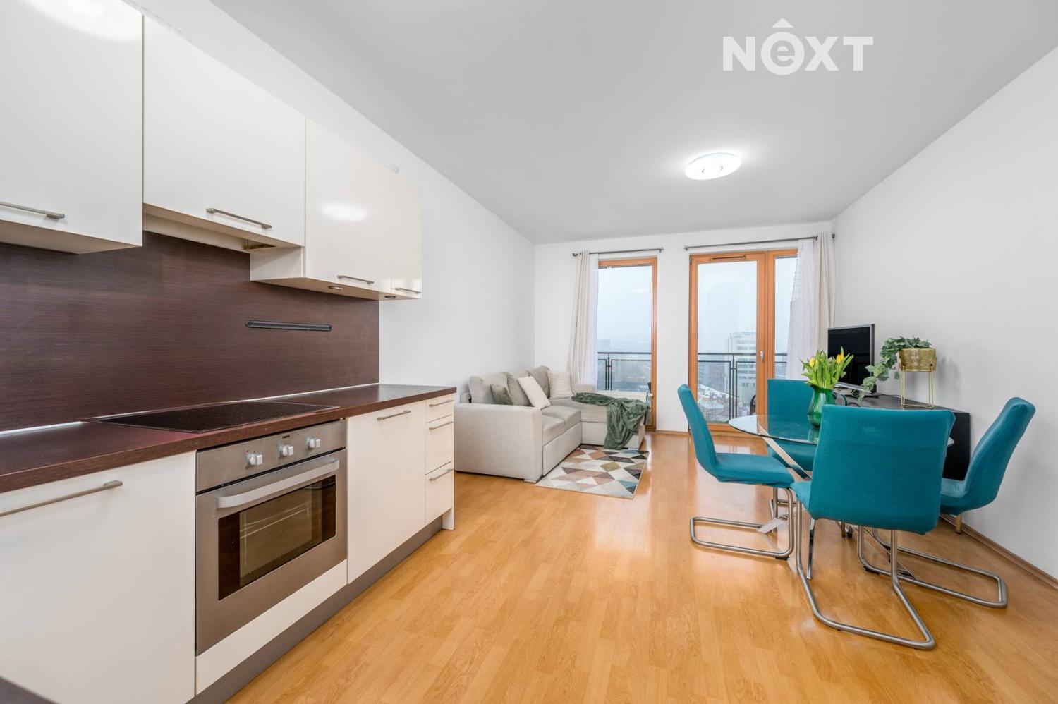 Pronájem byt 2+kk, 82㎡