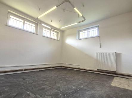 Pronájem - kanceláře, 57 m²