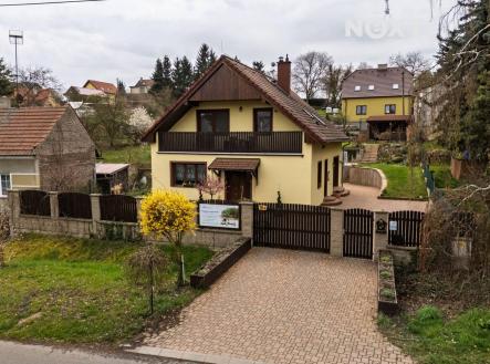 Prodej - dům/vila, 179 m²