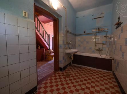 . | Prodej - dům/vila, 488 m²