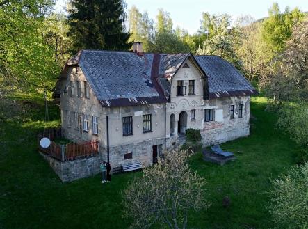 . | Prodej - dům/vila, 488 m²