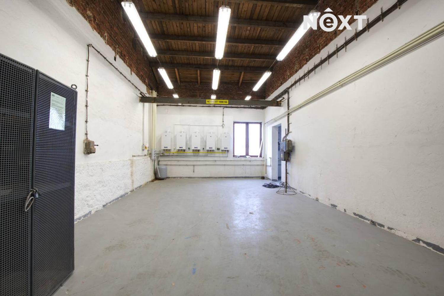 Pronájem komerční Výroba, 2 134㎡