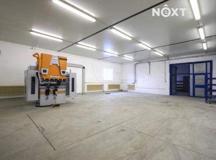 Pronájem - komerční objekt, sklad, 2 000 m²