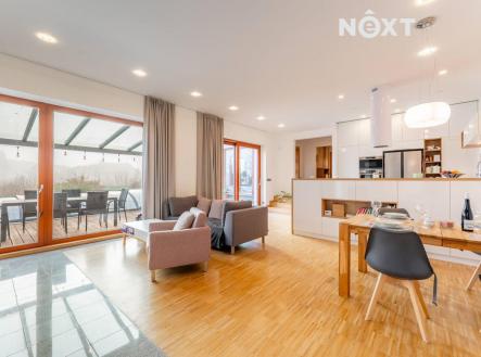 Prodej - dům/vila, 226 m²