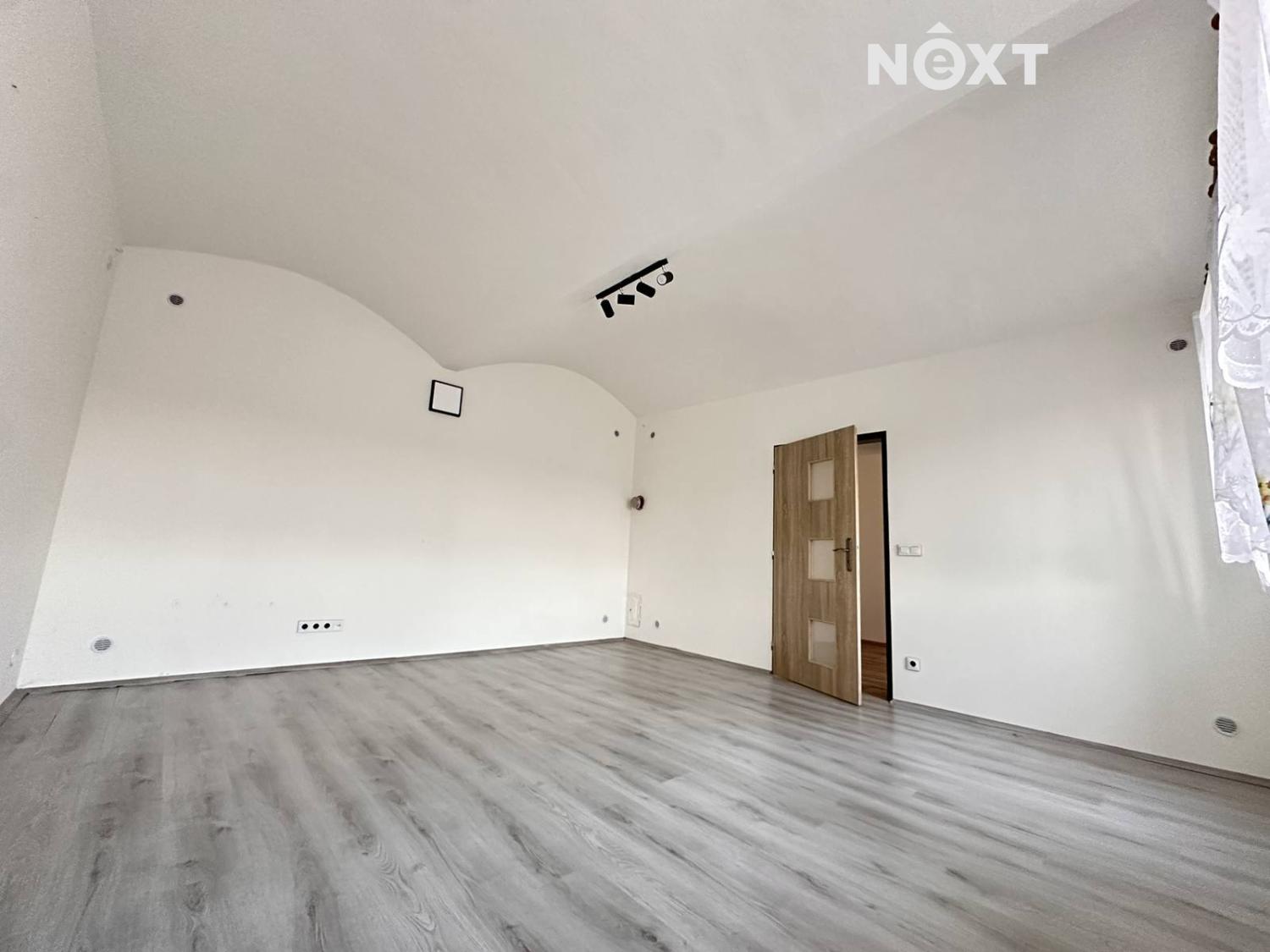 Pronájem byt 3+kk, 85㎡