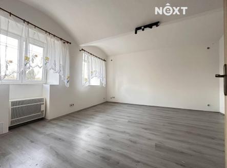 Pronájem bytu, 3+kk, 85 m²