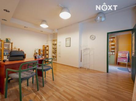 Pronájem - komerční objekt, obchodní centrum, 47 m²