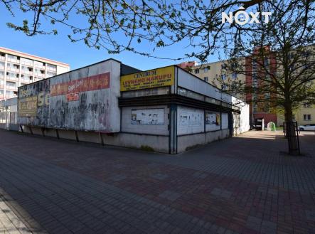 Pronájem - komerční objekt, obchodní centrum, 540 m²