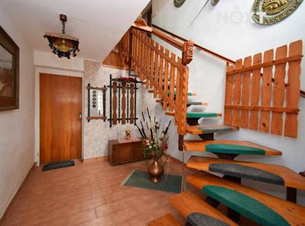 Prodej - dům/vila, 204 m²