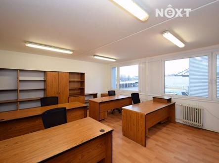Pronájem - kanceláře, 163 m²