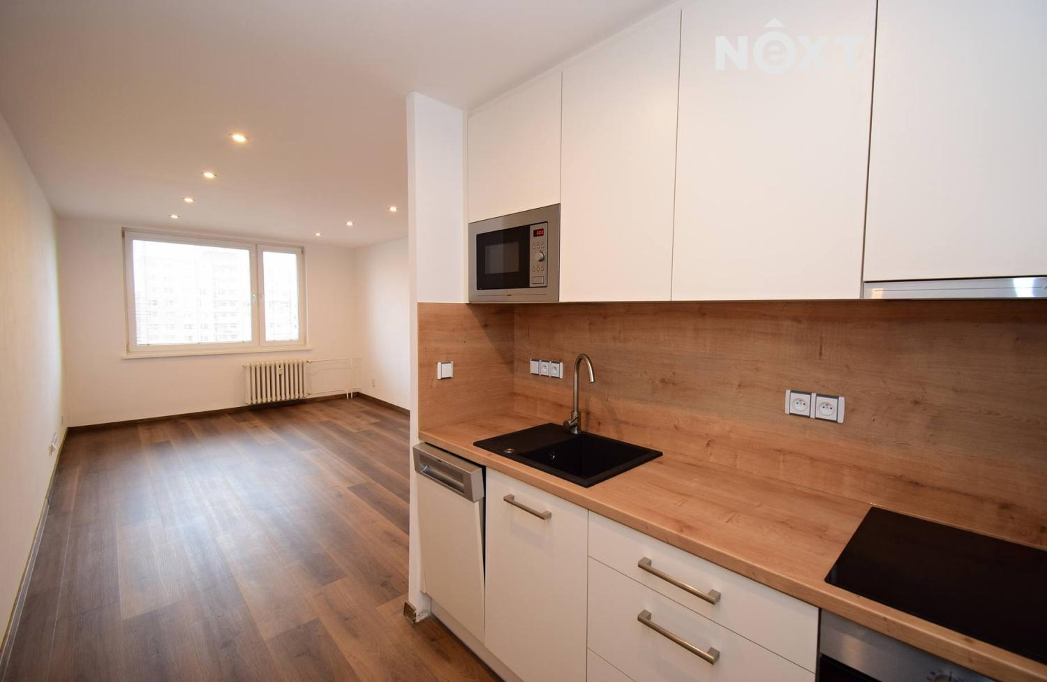 Pronájem byt 2+kk, 44㎡