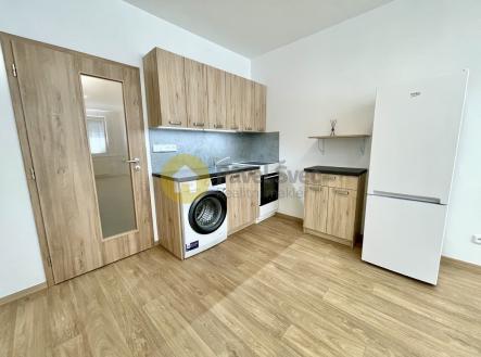 Pronájem bytu, 1+kk, 32 m² obrázek